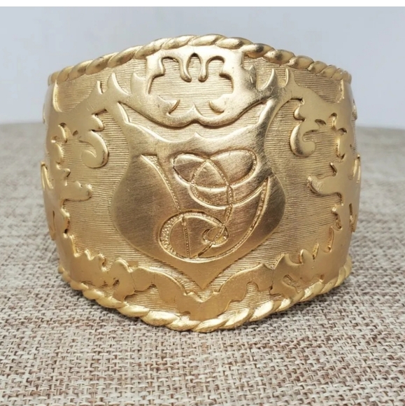 Vintage 1980s/1990s VALENTINO Garavani Cuff Bracelet Monogrammed Crest - Picture 2 of 6